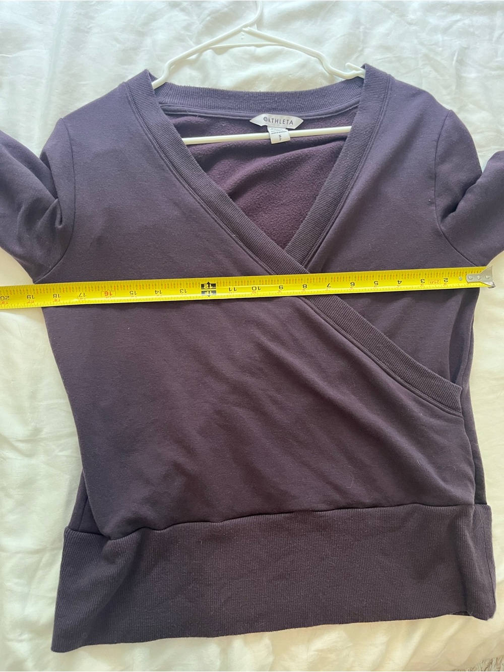 Athleta Women’s Recharge Sweatshirt Cross Front Purple Plum Iris Size Small - Picture 9 of 10